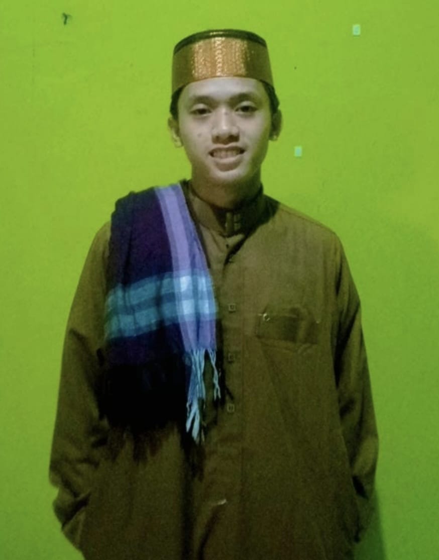 Kisah Inspiratif Muhammad Arya Mahasiswa Arsitektur Unisan Sidrap, Kuliah Sambil Mengabdi di Pesantren dan Mengajar Al-Qur’an
