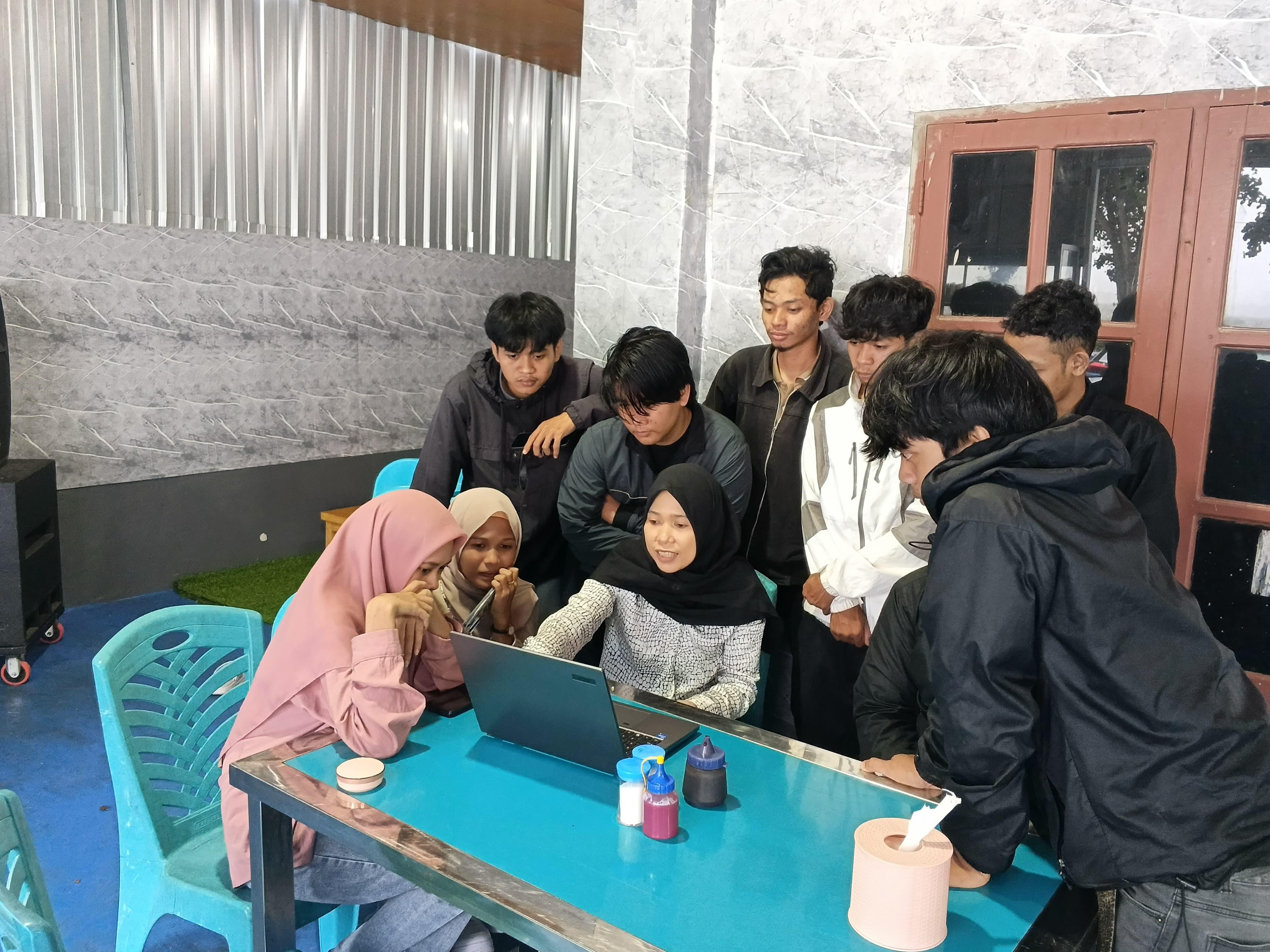 Mahasiswa Arsitektur UNISAN Sidrap Survei Permukiman Pesisir Parepare, Dorong Konsep Penataan Berkelanjutan