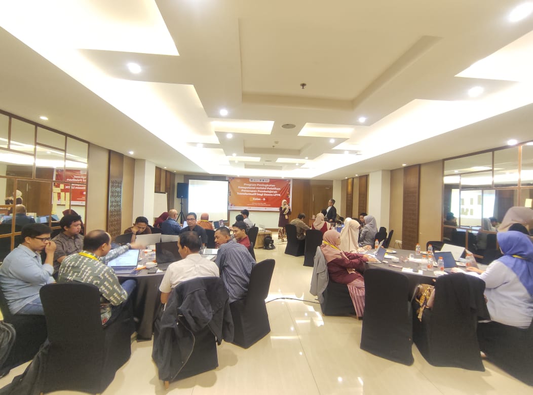 Dosen Unisan Sidrap Dorong Mutu Pembelajaran Berbasis Student-Centered Learning Melalui Pelatihan Pembelajaran Transformatif di UNM